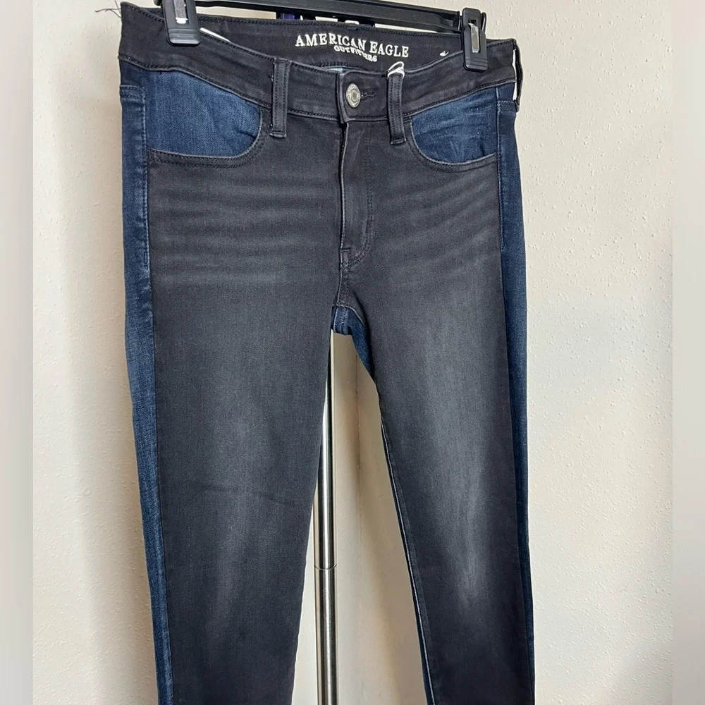 American eagle color block jeans. - Picture 3 of 8